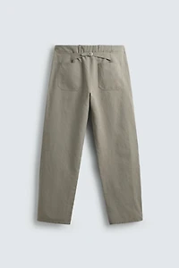 PANTALON COUPE DÉCONTRACTÉE À PATE DE SERRAGE