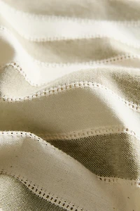 STRIPED TABLE RUNNER WITH INSERTS