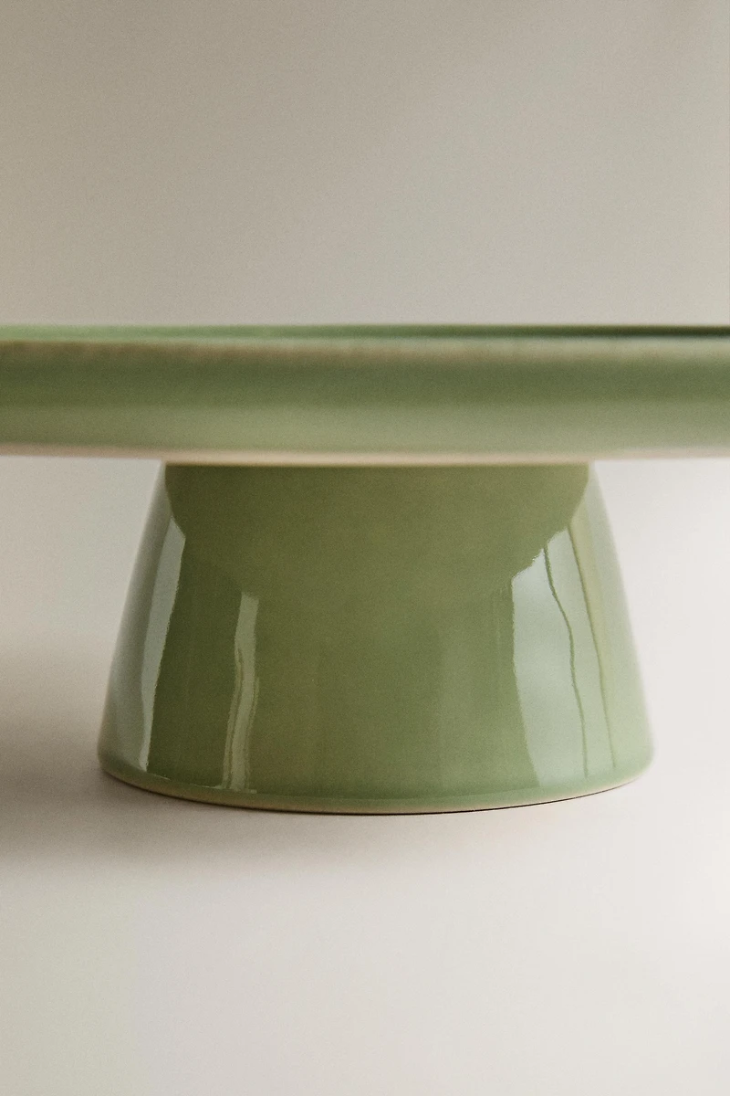 STONEWARE CAKE DISH