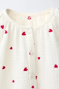 TEXTURED EMBROIDERED HEART SHIRT
