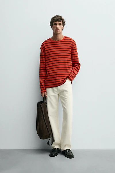 CONTRAST STRIPE T-SHIRT