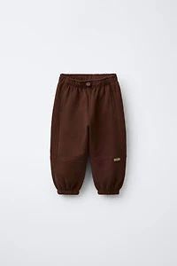 PANTALON DE JOGGING DOUX AVEC ÉTIQUETTE