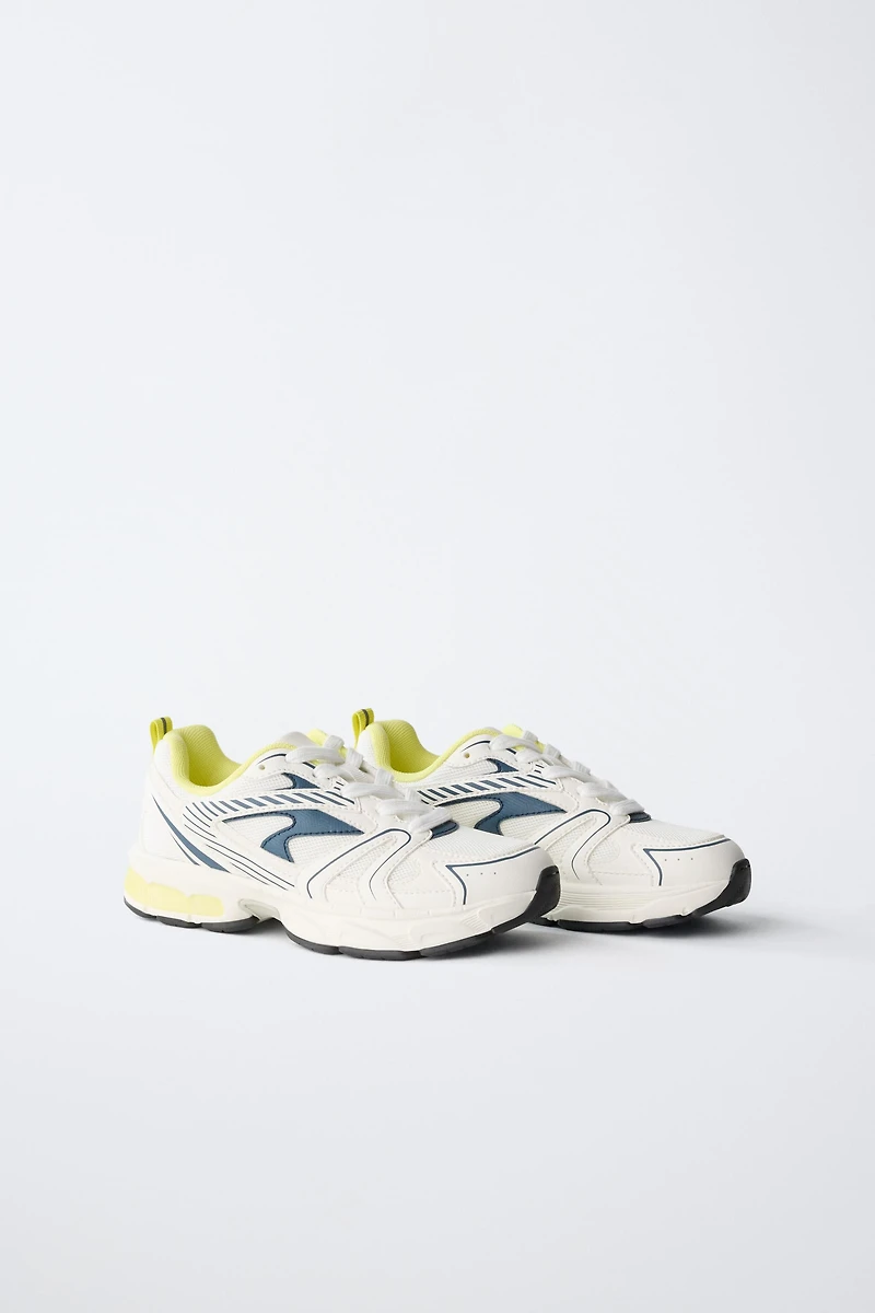 MESH SNEAKERS