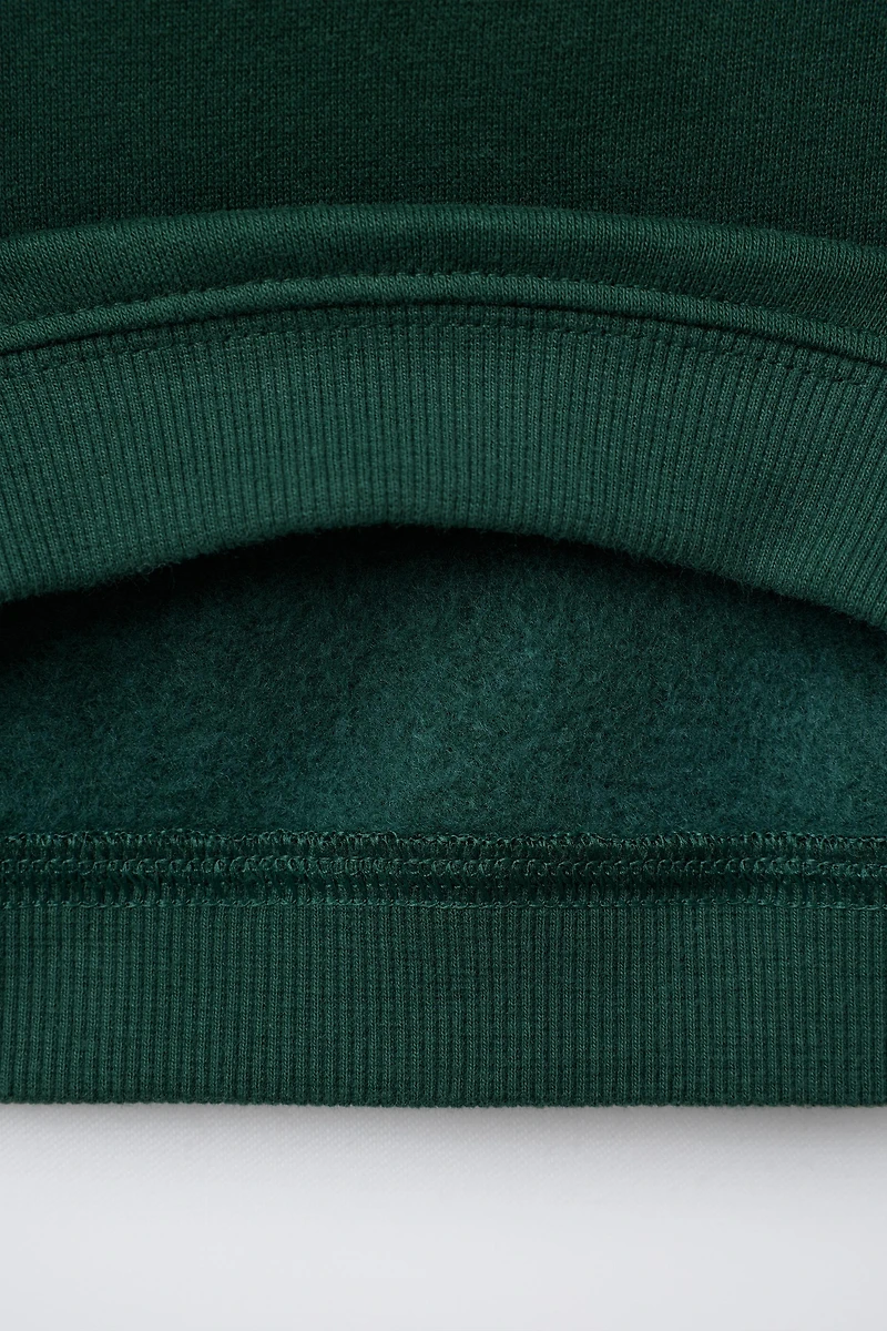 TERRY PATCH SWEATSHIRT AND JOGGER PANTS SET