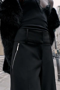 ZIPPER POCKET PANTS