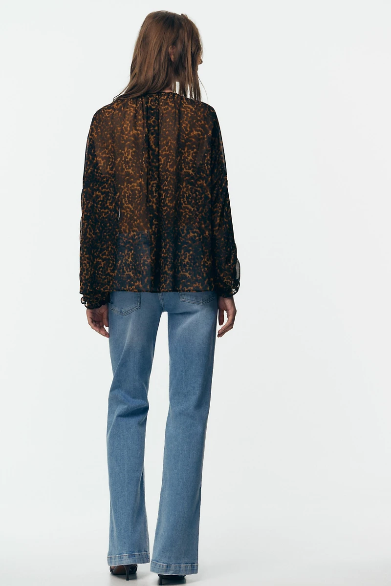 BLOUSE SEMI-TRANSPARENTE À IMPRIMÉ ANIMALIER
