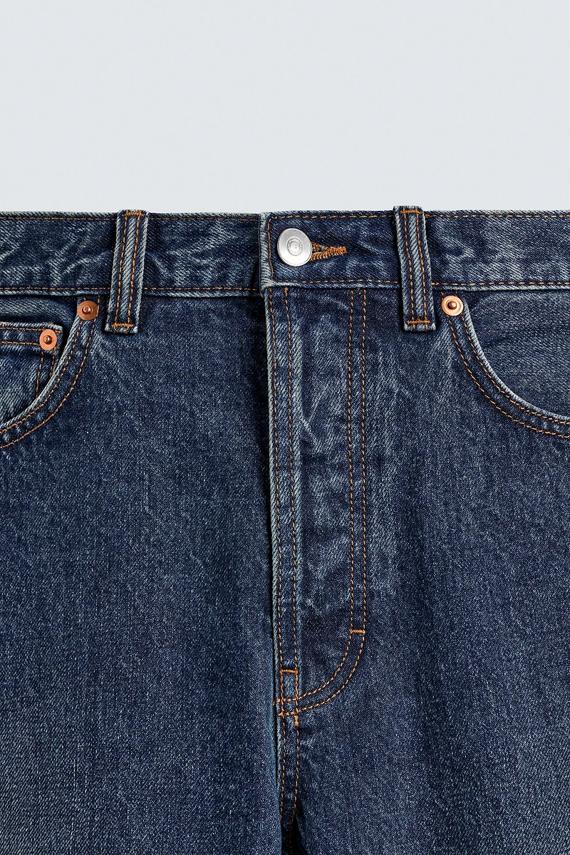 STRAIGHT FIT JEANS