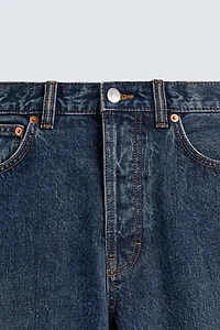 STRAIGHT FIT JEANS