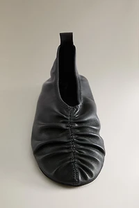 PLEATED LEATHER BALLET FLATS