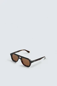 OVAL SUNGLASSES