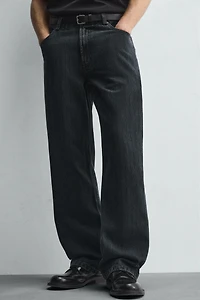 TEXTURE STRIPED JEANS