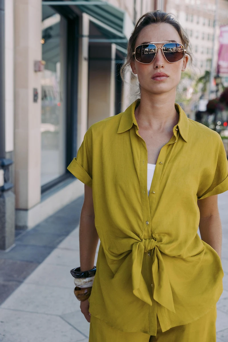 KNOTTED LINEN SHIRT