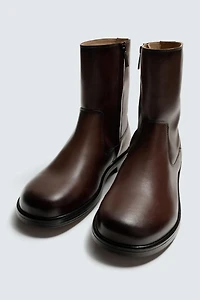 BOTTES EN CUIR ÉDITION LIMITÉE