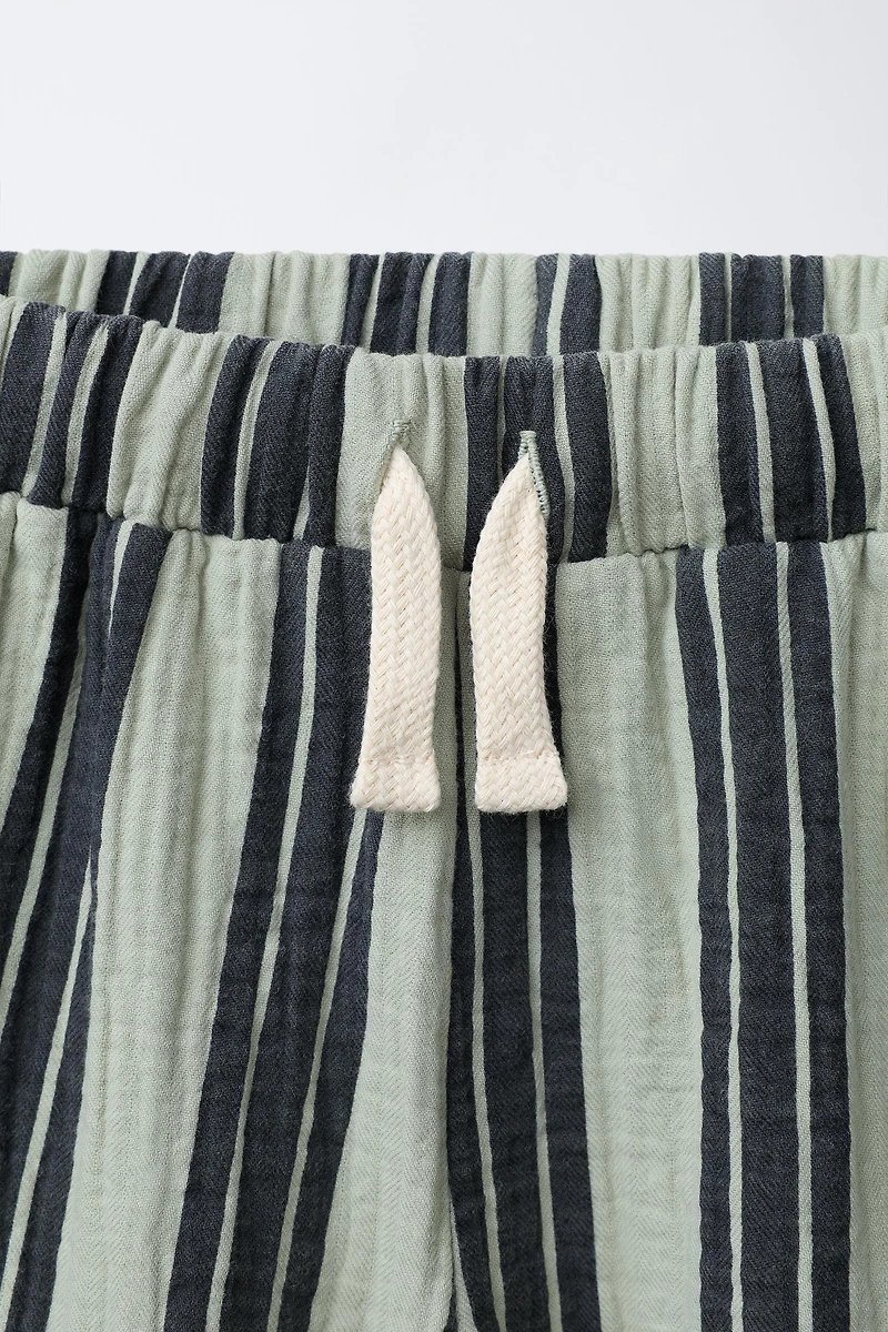 STRIPED TEXTURE PANTS