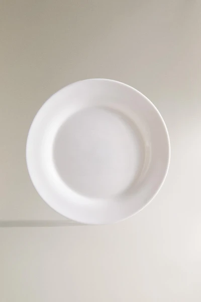 WHITE GLASS DESSERT PLATE