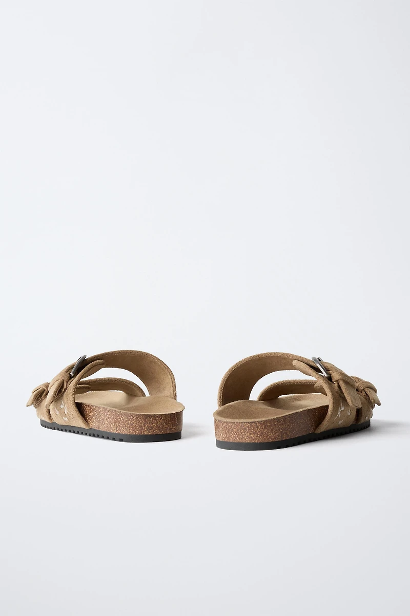 SANDALES BRODÉES DOUBLE BRIDE