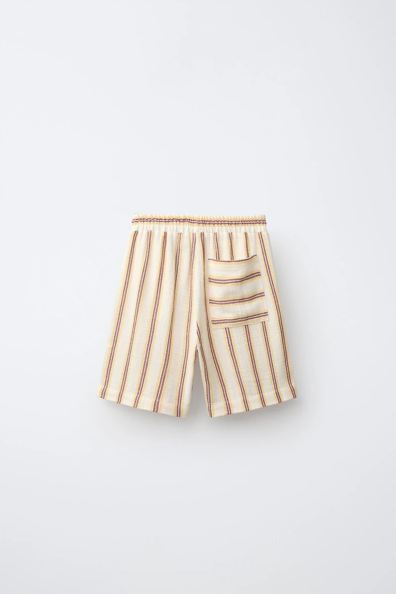 SHORT RUSTIQUE À RAYURES