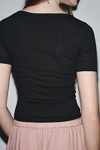 RIBBED LACE T-SHIRT