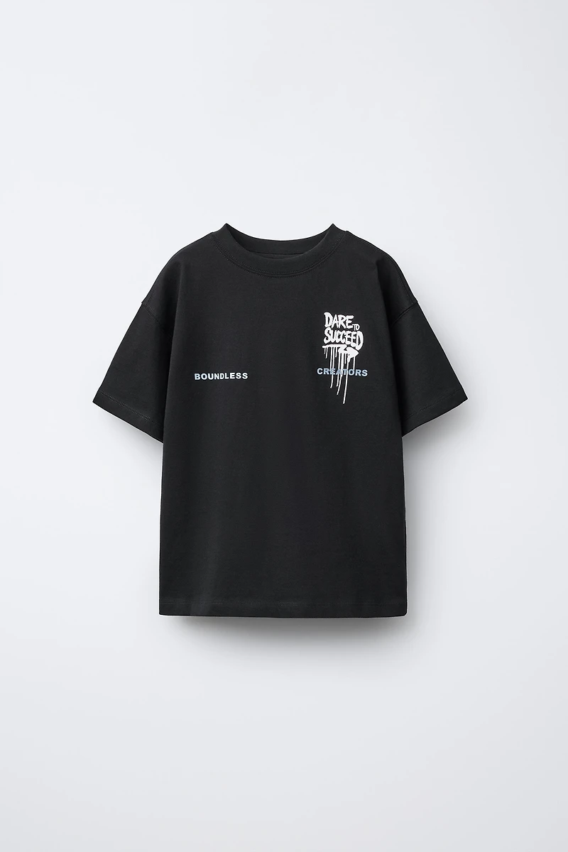 GRAFFITI PRINT T-SHIRT