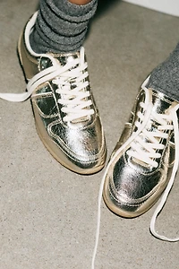 METALLIC EFFECT SNEAKERS