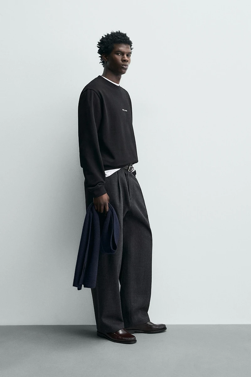 REGULAR FIT PRINTED TEXT SWEATSHIRT