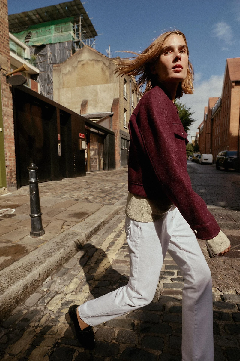 VESTE COURTE DOUCE AU TOUCHER
