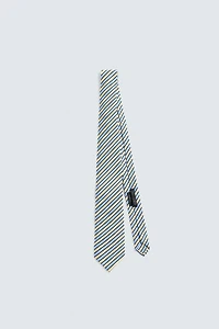 100% SILK STRIPED TIE
