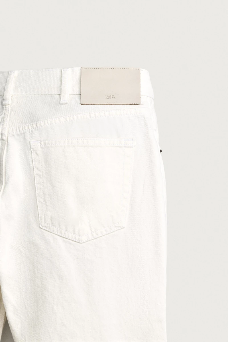 FLARE FIT JEANS