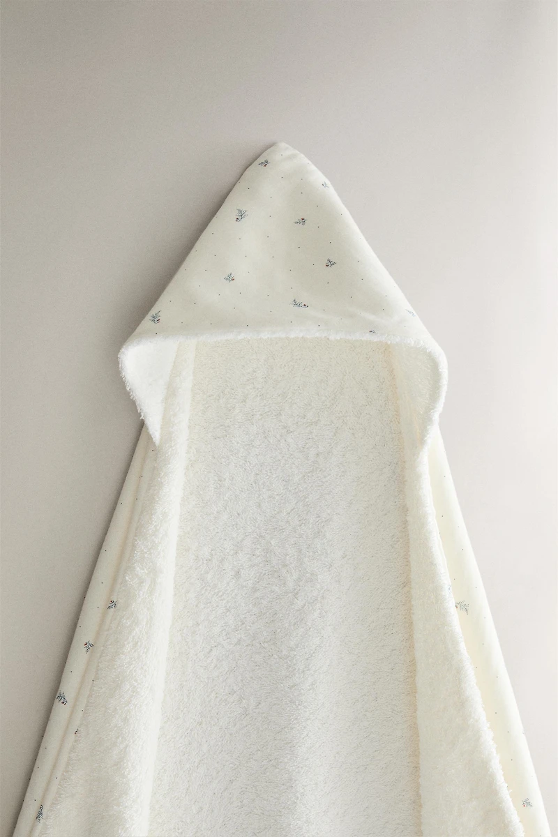 FLORAL HOODED BABY TOWEL