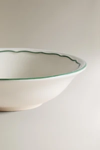 EARTHENWARE DINNER BOWL WITH CONTRASTING RIM