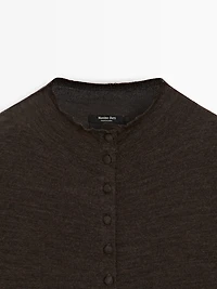 Cardigan col montant avec boutons en tissu
