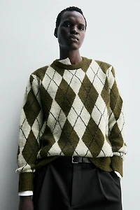 DIAMOND JACQUARD SWEATER