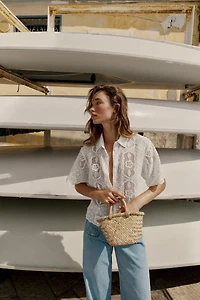 EMBROIDERED SHORT SLEEVE SHIRT