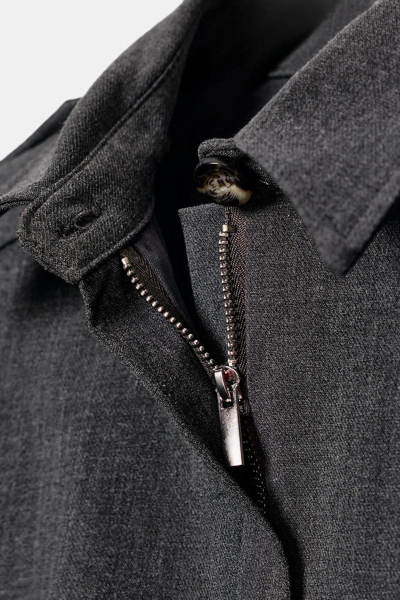 SHORT DRESS WITH SHOULDER PADS AND RUFFLES