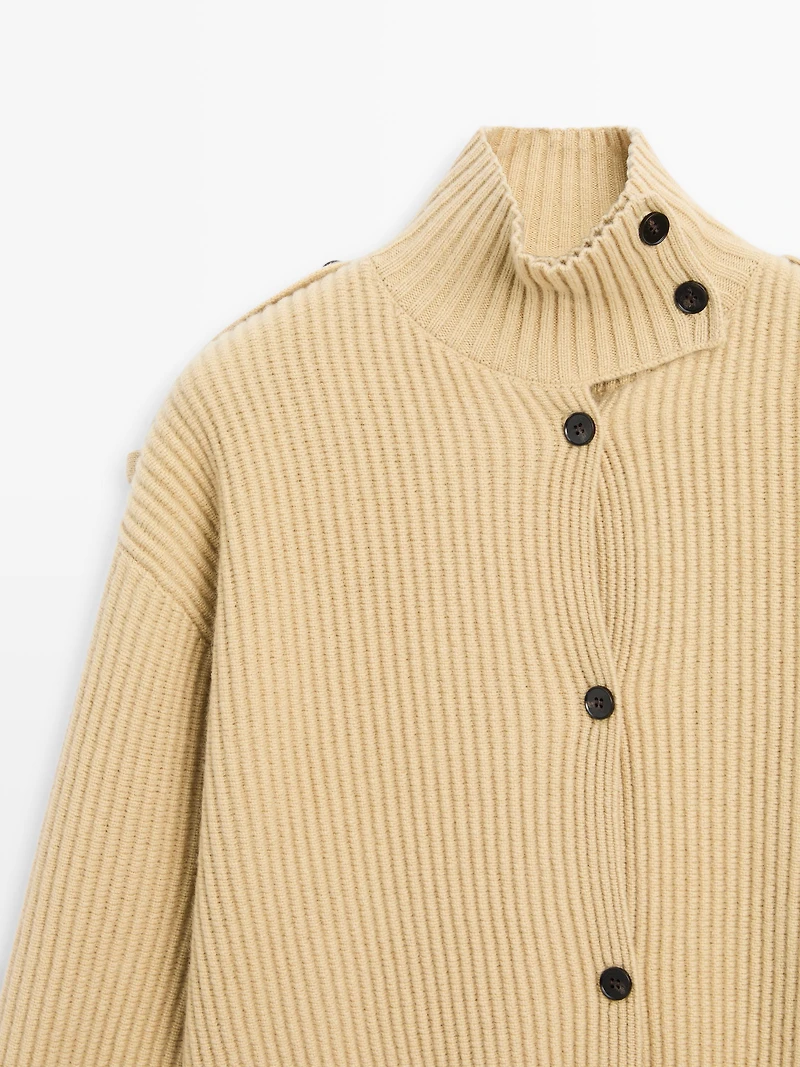 Cardigan en maille 100 % laine à col roulé