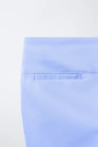 VENTED CAPRI PANTS