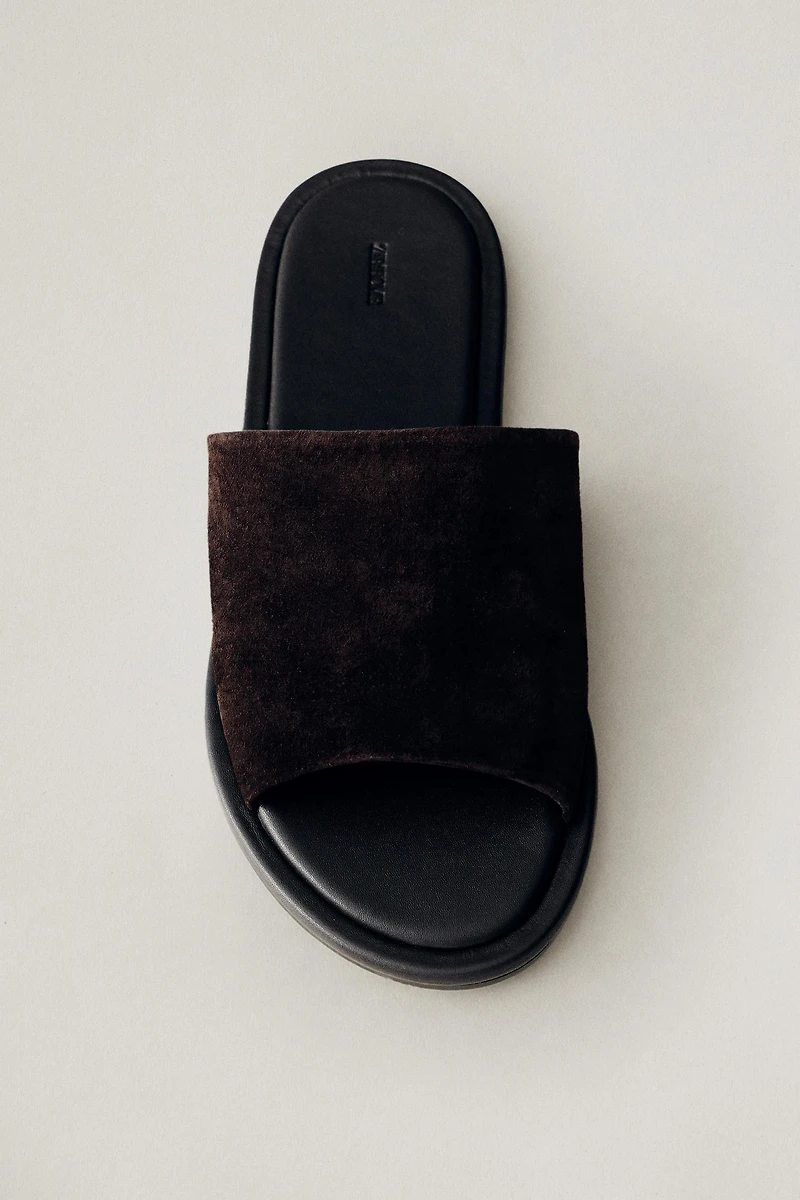 LEATHER SLIDES