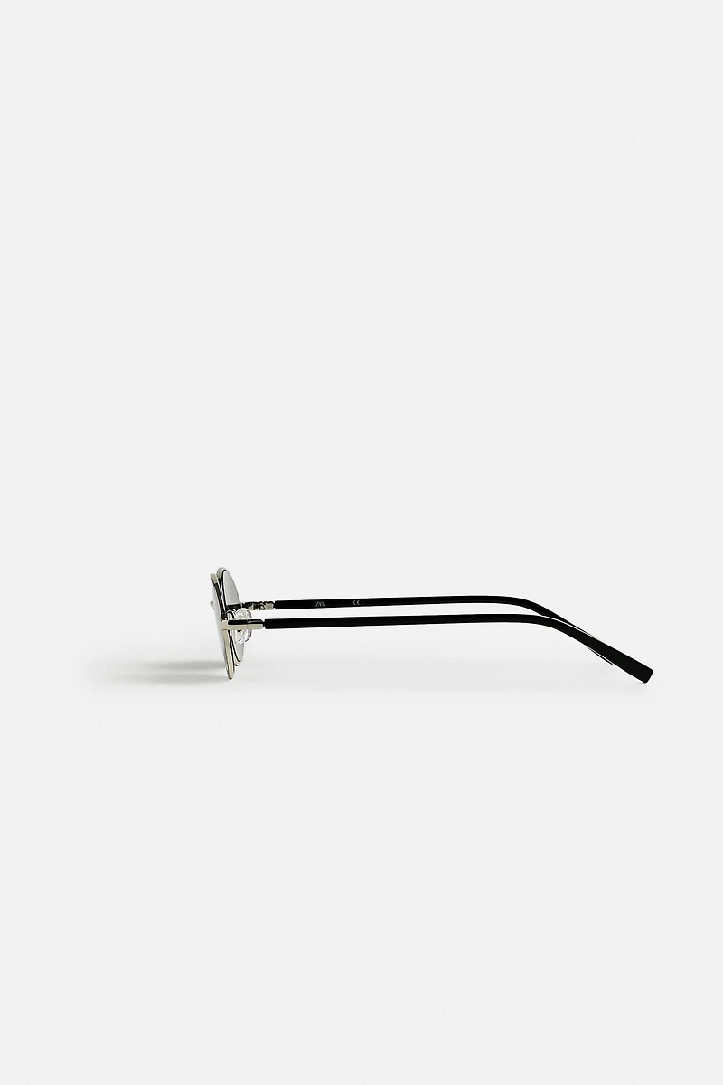LUNETTES DE SOLEIL OVALES