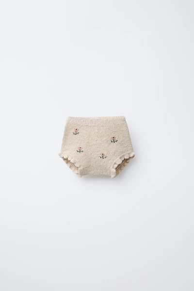 FLORAL EMBROIDERY KNIT BOTTOMS