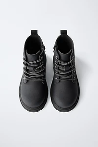 LACED BOOTS