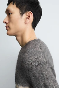 PULL À IMPRIMÉ TIE & DYE