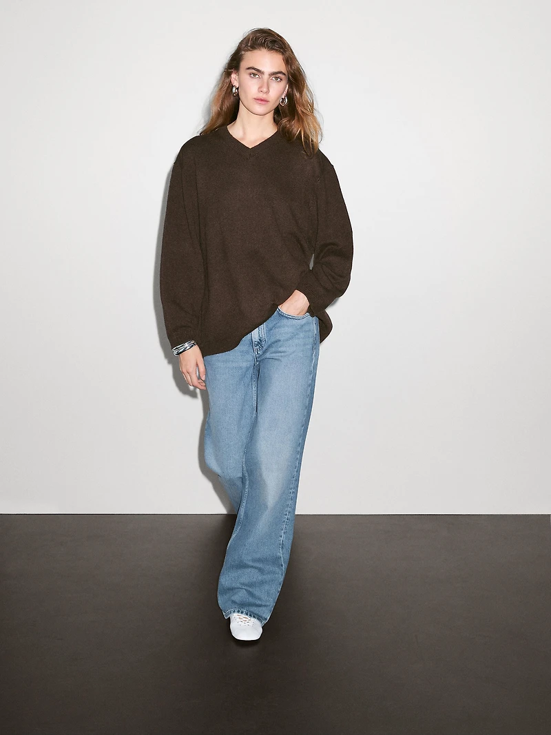 Pull oversize col en V cachemire