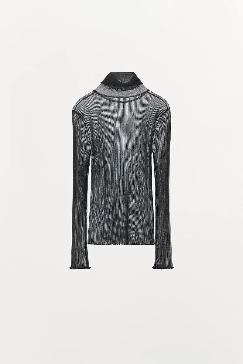 FINE KNIT HIGH NECK TOP