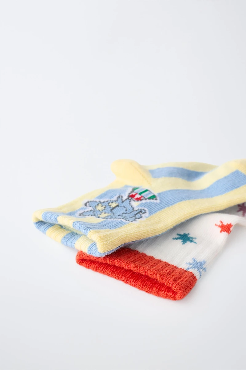 THREE-PACK OF SHORT CIRCUS SOCKS