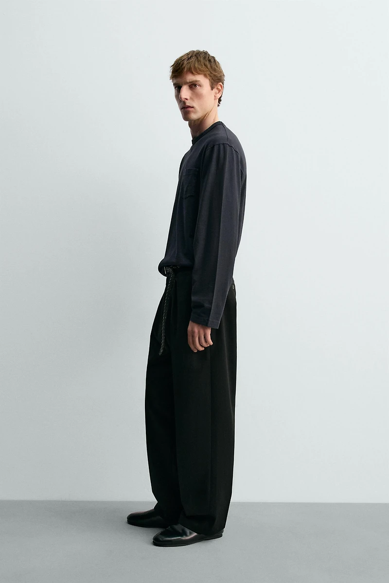 LONG SLEEVE POCKET T-SHIRT AARON LEVINE X ZARA