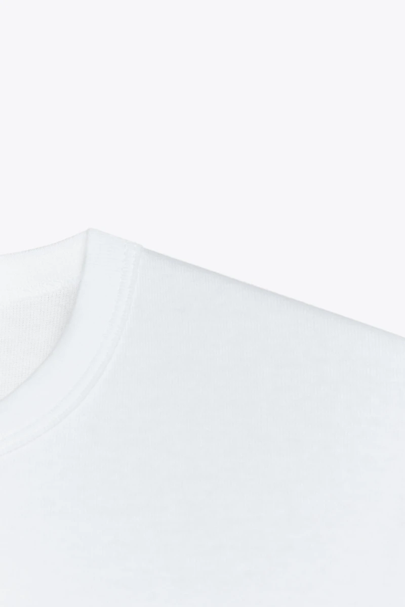 T-SHIRT AVEC COUTURE AU DOS