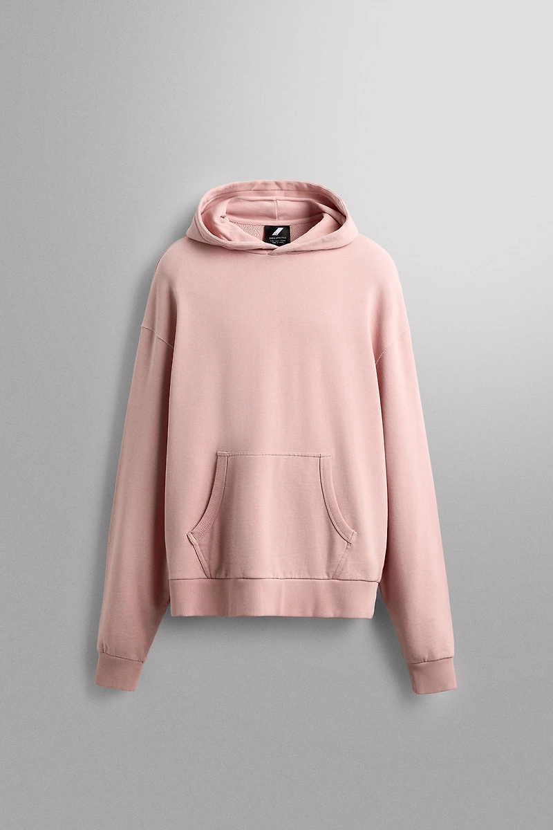 EMBROIDERED HOODIE SWEATSHIRT