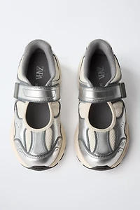 OPEN SNEAKERS