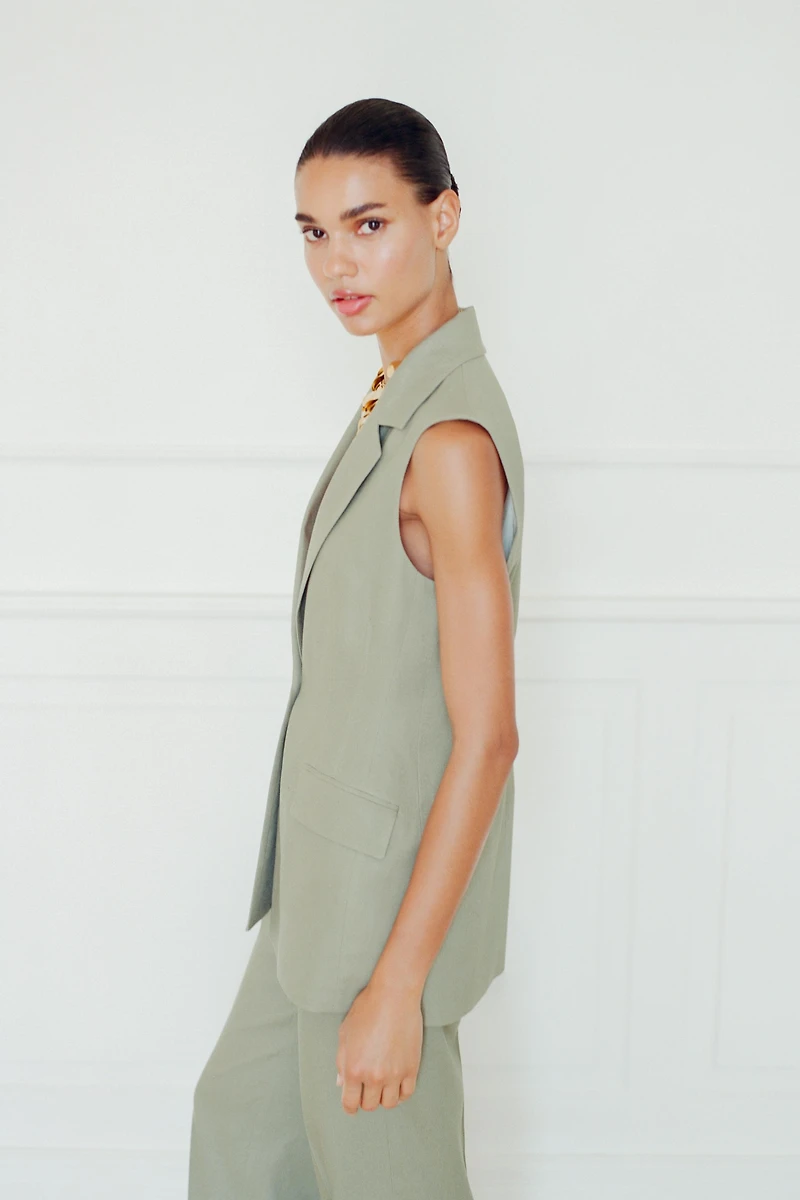 LINEN LONG VEST
