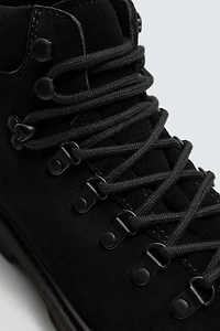 CHUNKY LEATHER BOOTS